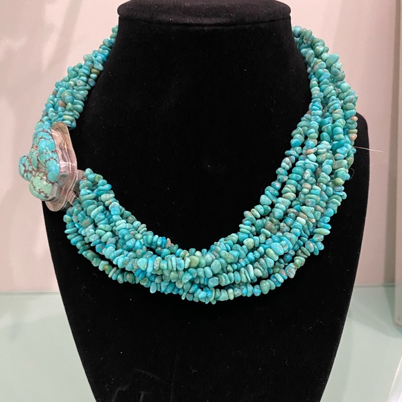 Vintage Jewelry - Turquoise gemstone chip multilayer necklace